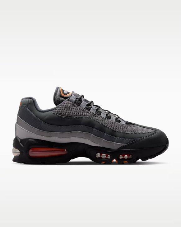 Nike Air Max 95 cwD-black-orange