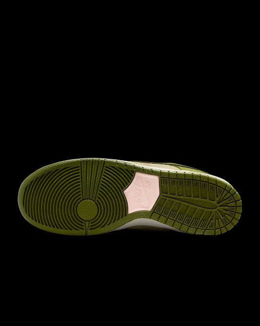 Nike SB Dunk Low - Yuto Horigome Green